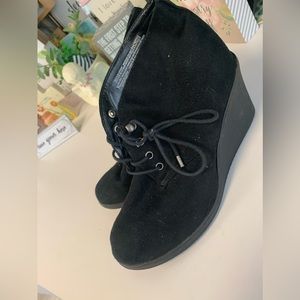 Size 9.5 Mossimo Booties